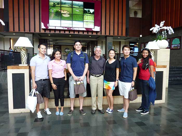 From Left to Right: Me, Our Royale Jakarta Host, Errol, Tom from Asian Golf Solutions in Thailand, Merry from OB Golf Indonesia, Candra from PSD Travel Cambodia, and our gracious event host Santi from Golf Wonderful Indonesia