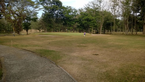 Apo Golf and Country Club 17th green