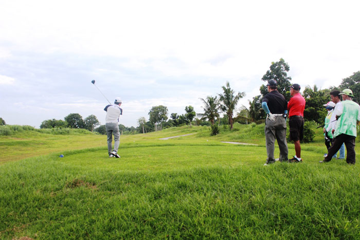 Haciendas de Naga Sports Club, Inc. Tee off 2