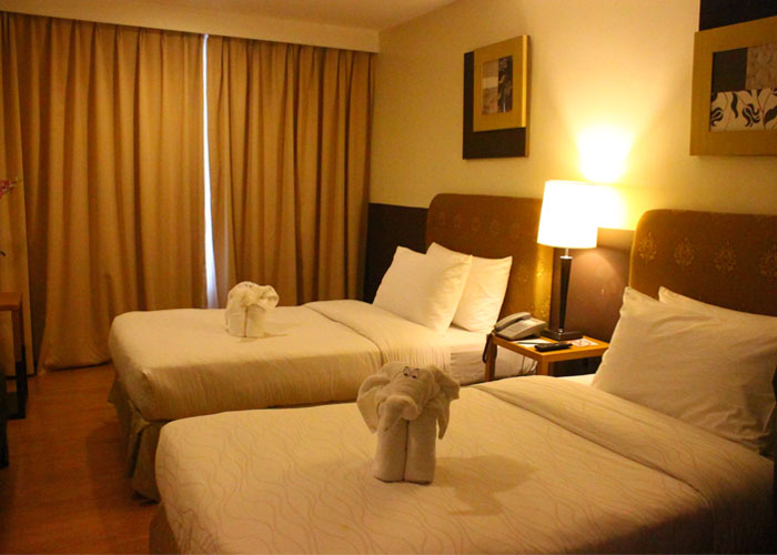 One Tagaytay Place Deluxe Twin Room